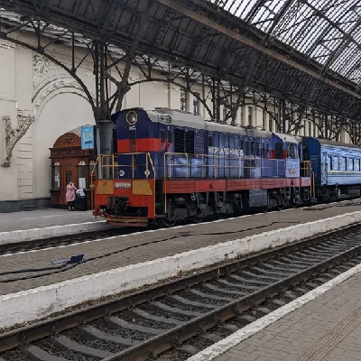 Braid in trains :lesbian_uz: - solidarity with :streik: